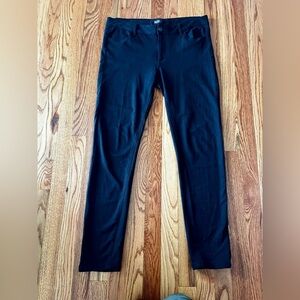 PAIGE - Black Skinny Stretch Pants - Size 32